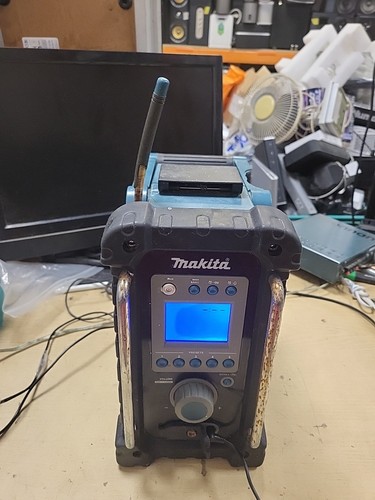 Makita bmr100 job - bmr100, site