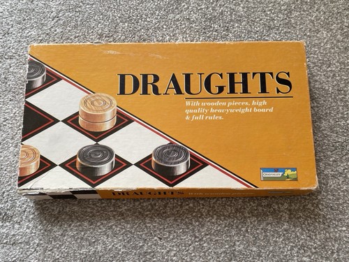 Draughts board game with high