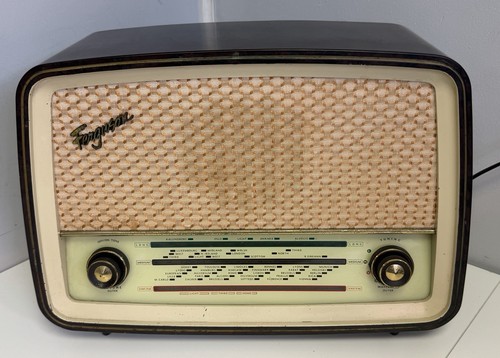 Ferguson bakerlite radio model - bakerlite,