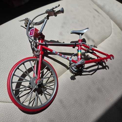 Rare die cast metal bmx - rare, die-cast