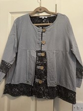 Ladies Top By Alice Collins Size 12