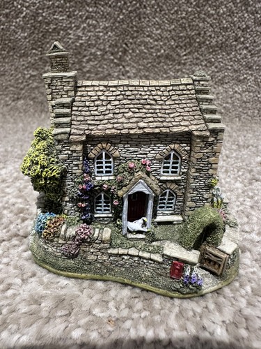 Lilliput lane the world - 'the,