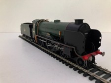 Hornby R2743 BR 4-4-0 Schools Class  No. 30915  "Brighton" BR green DCC READY