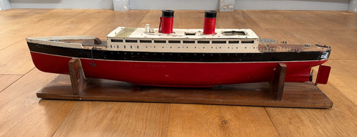Large vintage pond yacht - vintage,