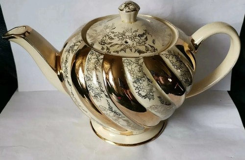 Sadler tea pot 1539 - sadler, and