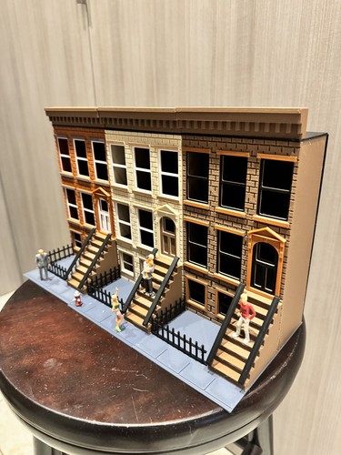 Scale brownstone - scale, “brownstone