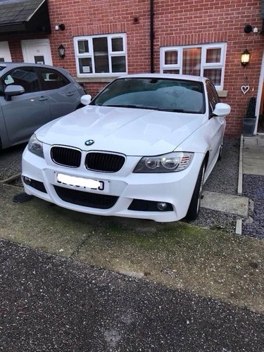 2011 bmw 3 - ▫️◽️2011,