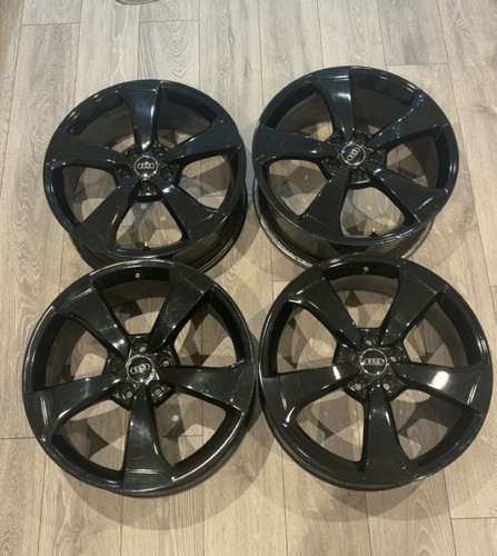 Genuine audi rs3 diamond - genuine, 19”