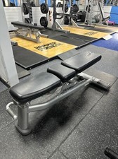LIFE FITNESS HAMMER STRENGTH