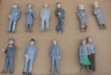 7mm Scale O Gauge White Metal Painted Station Platform Figures/Passengers #4