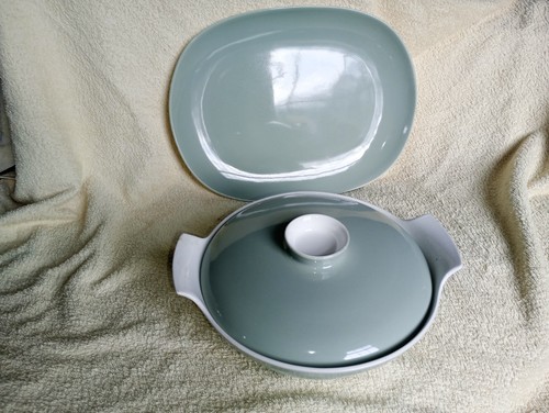 Poole pottery vegetable dish - poole,