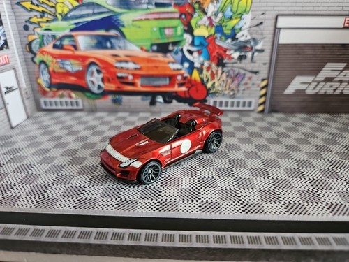 Hot wheels 15 jaguar - 1:64,
