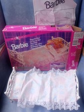 Vintage Barbie Beautiful Bed Playset Mattell 90s
