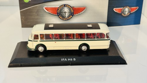 Atlas classic coaches - classic,