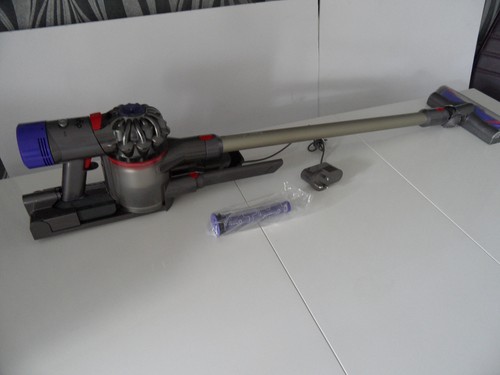 Dyson animal cordless - dyson, v8