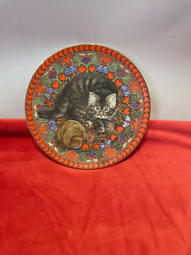 Aynsley bone china collectible - bone,