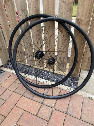 Swiss r470 700c road - dt, disc