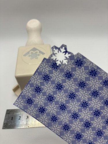 Martha stewart snowflake - ,