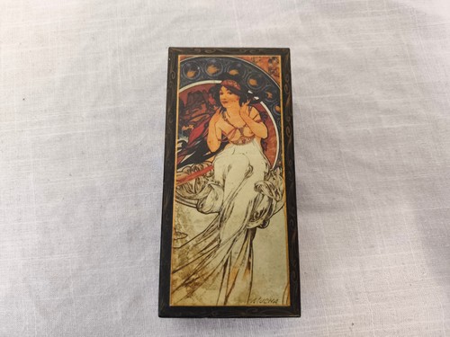 Vintage black lacquer box the - lacquer,