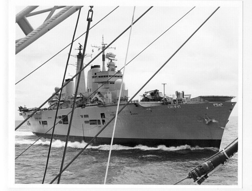La0055 royal navy - -,