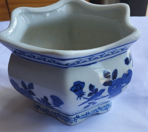 Vintage chinese blue and white - blue,