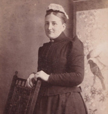 Victorian Cabinet Card Photo Woman Fashion Bird Divider Swanley Kent Studio