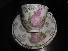 vintage bone china, Royal Stuart trio, 'Pinkie' design with gold leaf detail