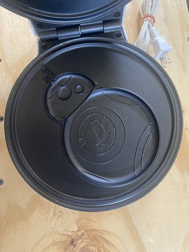 Starwars waffle roster toaster - starwars,