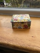 vintage Royal Winton Marguerite Chintz covered box from the 1930
