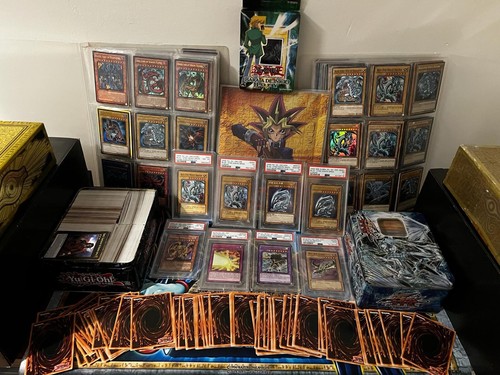 Box vintage items - yu-gi-oh, +