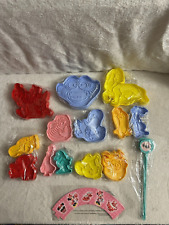 Disney Bundle cookie cutter and cake decoration Minnie Mouse Lion King Simba,
