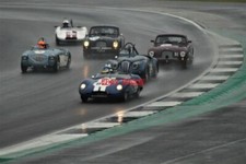 PHOTO  SILVERSTONE KENT/OSBORNE LISTER COSTIN JAGUAR #88 FOLLOWED BY THE WARD/WA