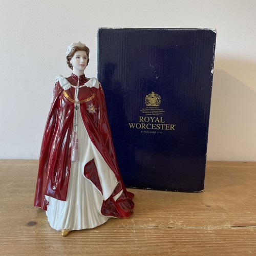 Royal worcester queen - royal,