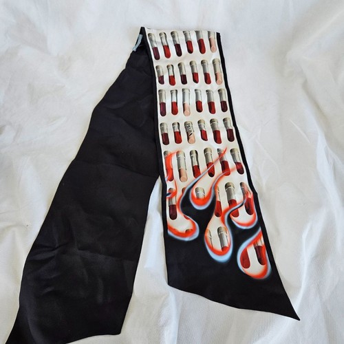 Prada lipstick printed - prada,