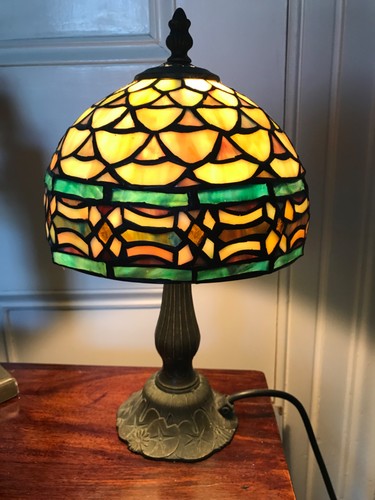 Tiffany style table lamp - tiffany-style,