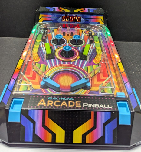 Electronic arcade pinball game - pinball,