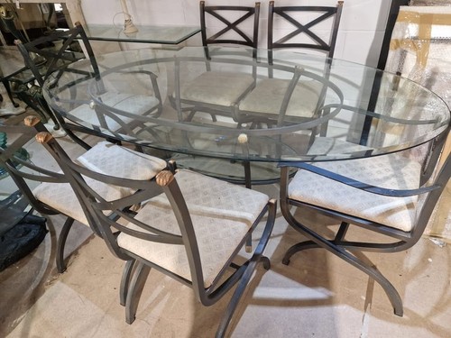 Oval shaped glass - oval,