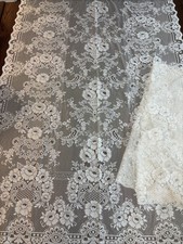 VINTAGE POLYESTER LACE