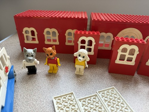 Lego fabuland hospital lucy - lego,