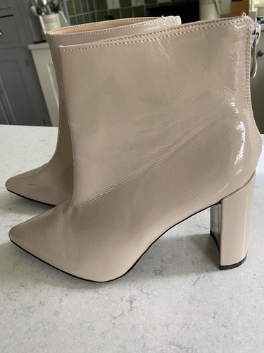 Boohoo beige patent leather - patent,