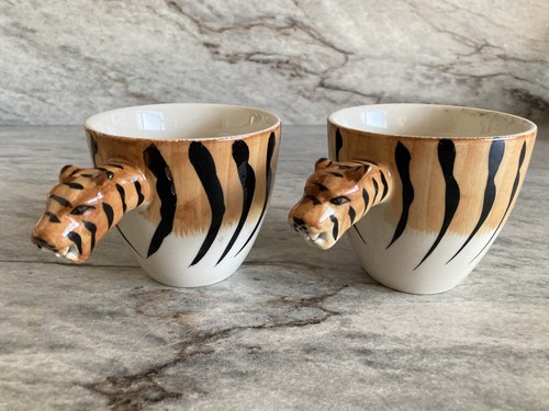 Extremely rare pair of - extremely,