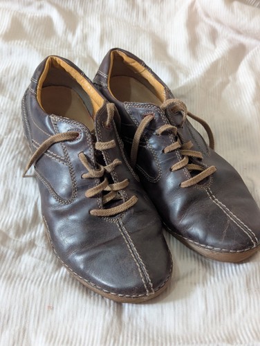 Clarks roost style - clarks,