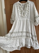 Monsoon White PomPom Trim