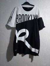Rocawear Black And White  Brooklyn XL T shirt