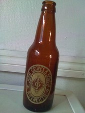 JOHN GROVES  & SON WEYMOUTH BREWERY  HALF PINT BEER BOTTLE