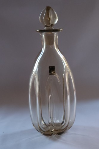 Swedish straw coloured glass - swedish,