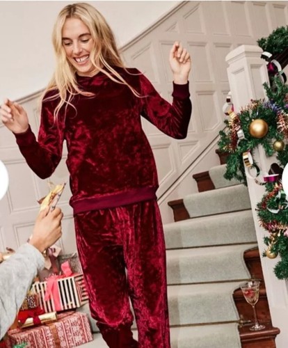 Avon red velour straight - avon,