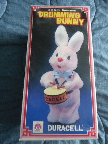 Duracell drumming bunny - in, box