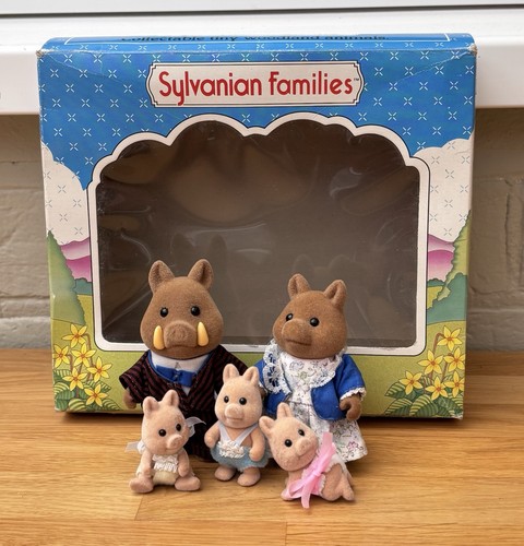 Vintage sylvanian families - sylvanian,