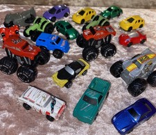 Mini size Monster Jam Truck Hot wheels metal/plastic bundle like micro machines